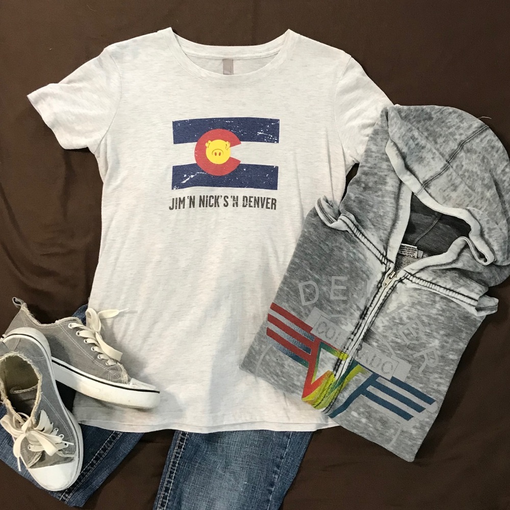 Jim 'n Nick's 'n Denver shirt
